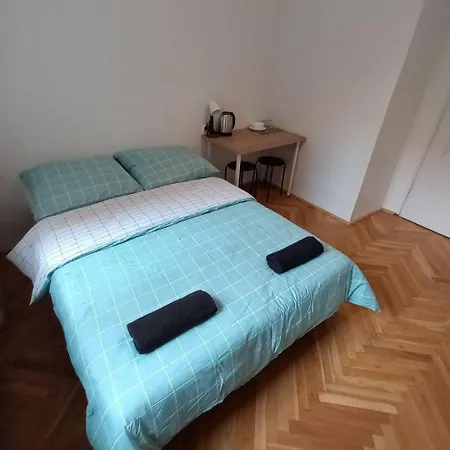 Fantastic-inn - Ch10 * Warschau