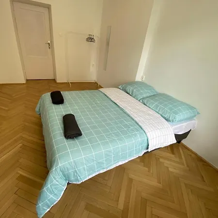 Fantastic-inn - Ch10 * Warschau